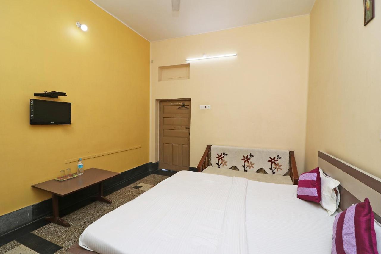 Spot On 39527 Hotel Saraogi Spot Gaya Exterior foto